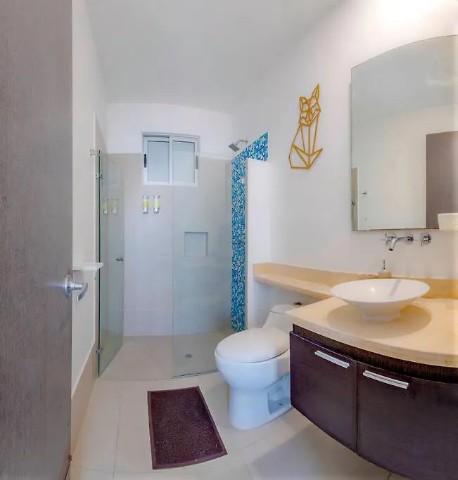 Moderno Apartamento En Frente De La Playa. Cartagena Colombia