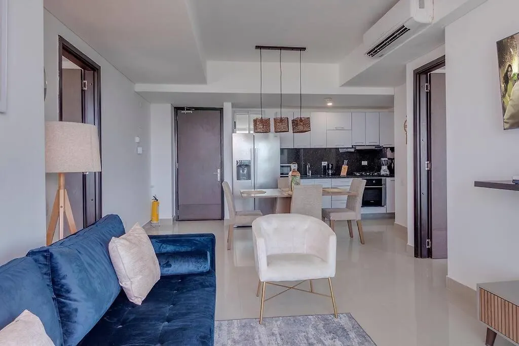 Moderno Apartamento En Frente De La Playa. Cartagena Apartment